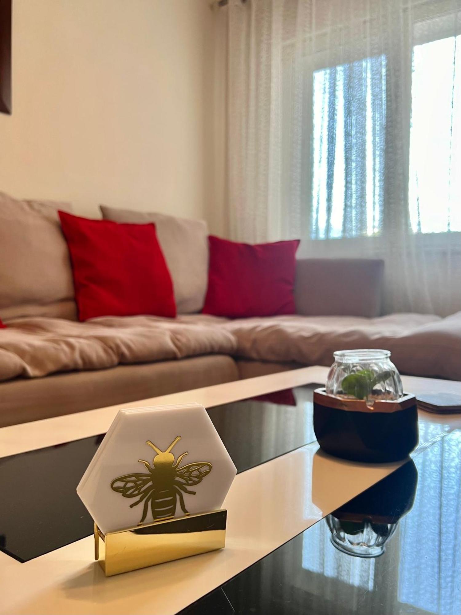 Blloku Family Apartment Тирана Екстер'єр фото
